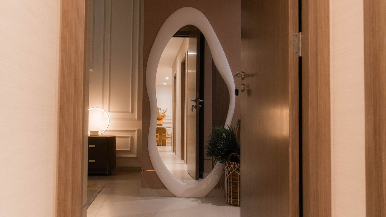 ANNABELLE WAVY MIRROR