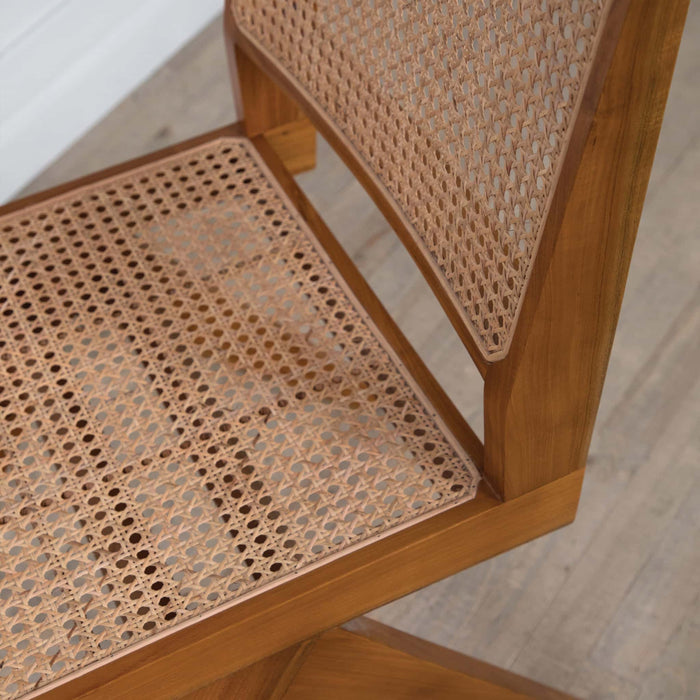BADHERI DINING CHAIR
