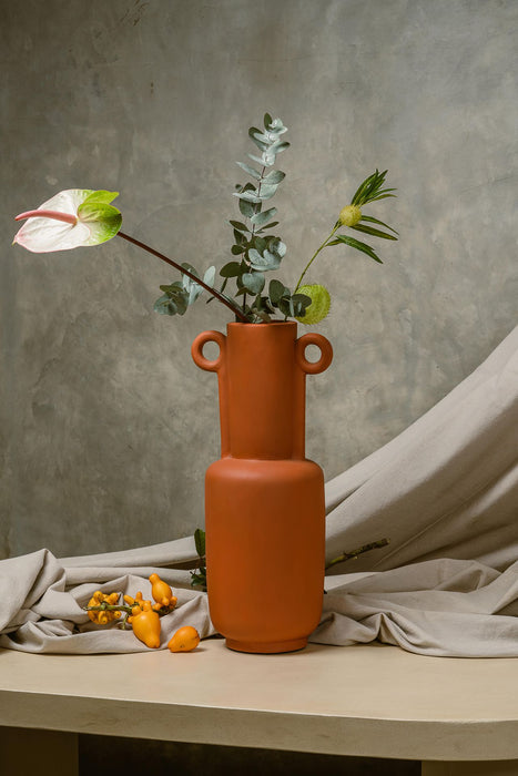 AMPHORA CEMENT VASE