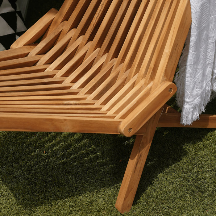 PHOENIX FOLDING LOUNGE CHAIR