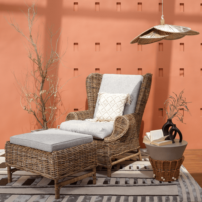 ORENSEL CHAIR WITH OTTOMAN