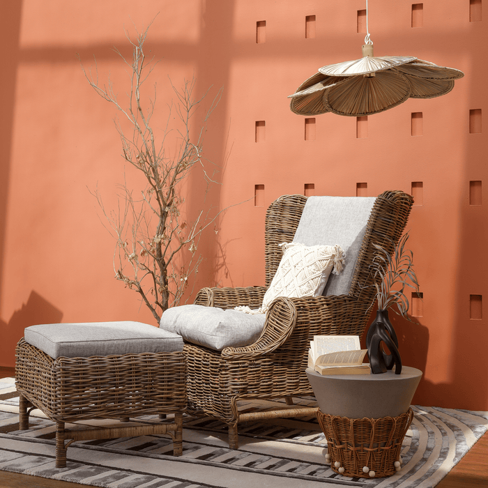 ORENSEL CHAIR WITH OTTOMAN