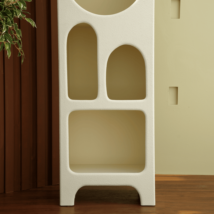 ISABELLE BOOKSHELF