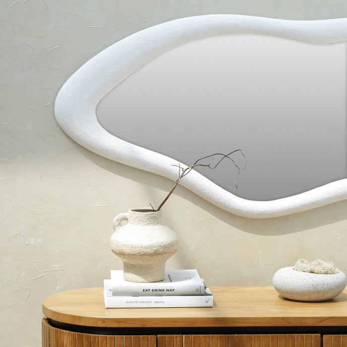 ANNABELLE WAVY WALL MIRROR