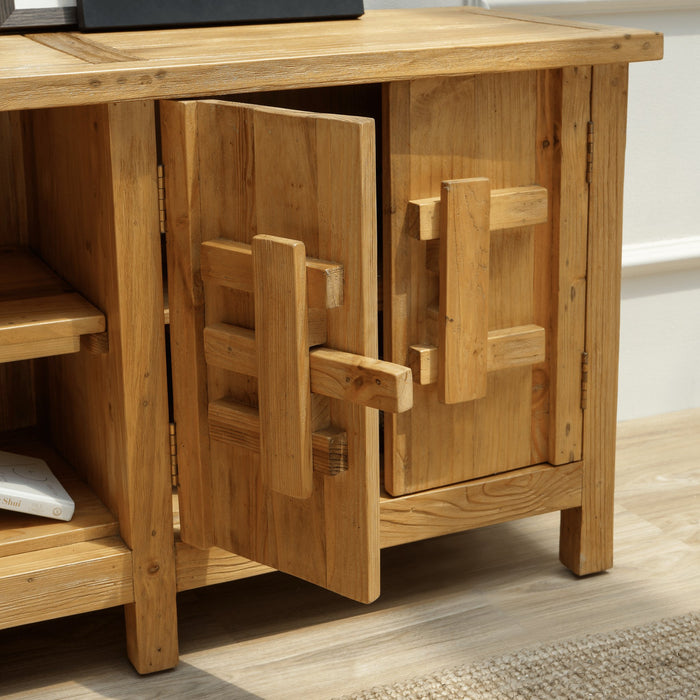 SAMOSIR TV UNIT