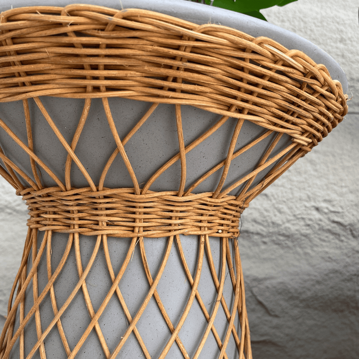 HARRY END TABLE