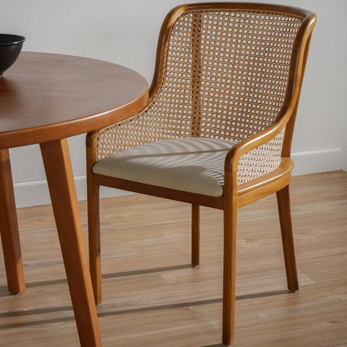 ANANDA DINING CHAIR