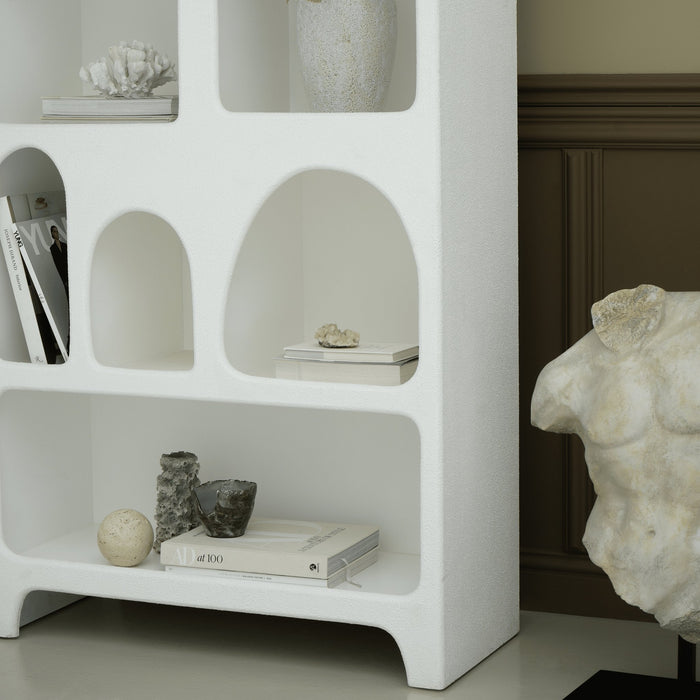 ISABELLE BOOKSHELF