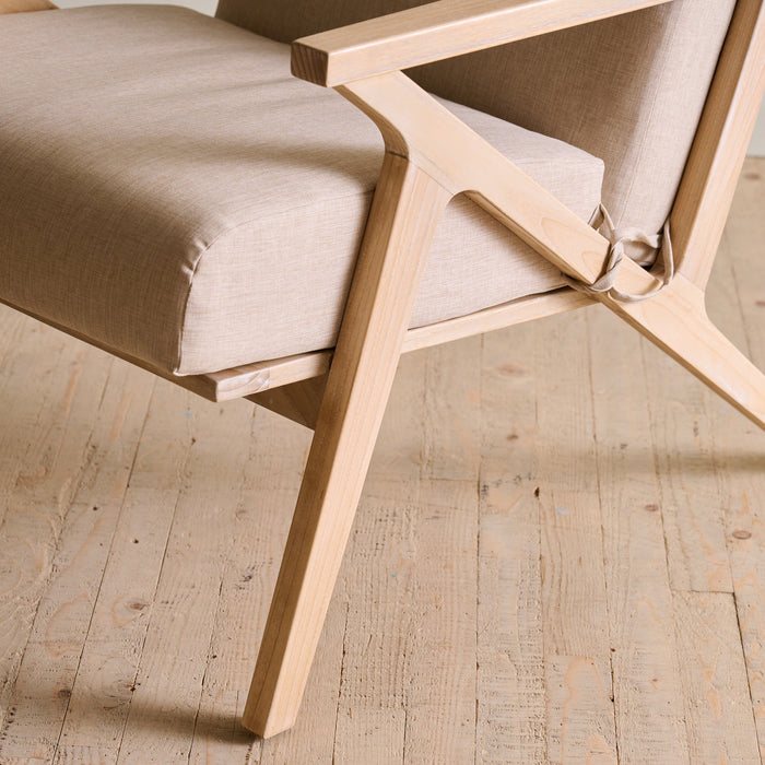 LALA LOUNGE CHAIR