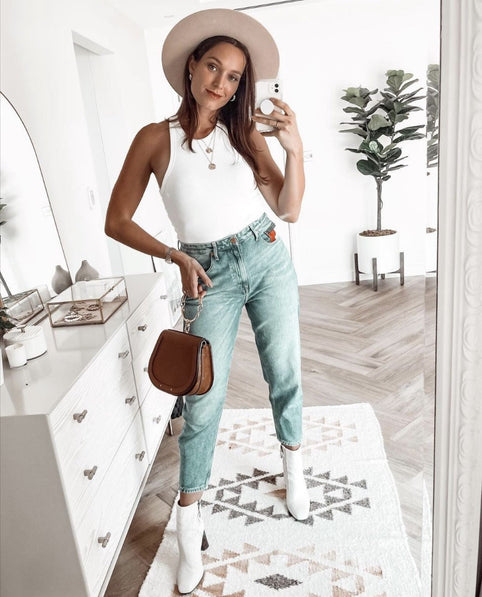 We Catch Up with Carly Neave