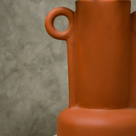 مزهرية أمفورا إسمنتية