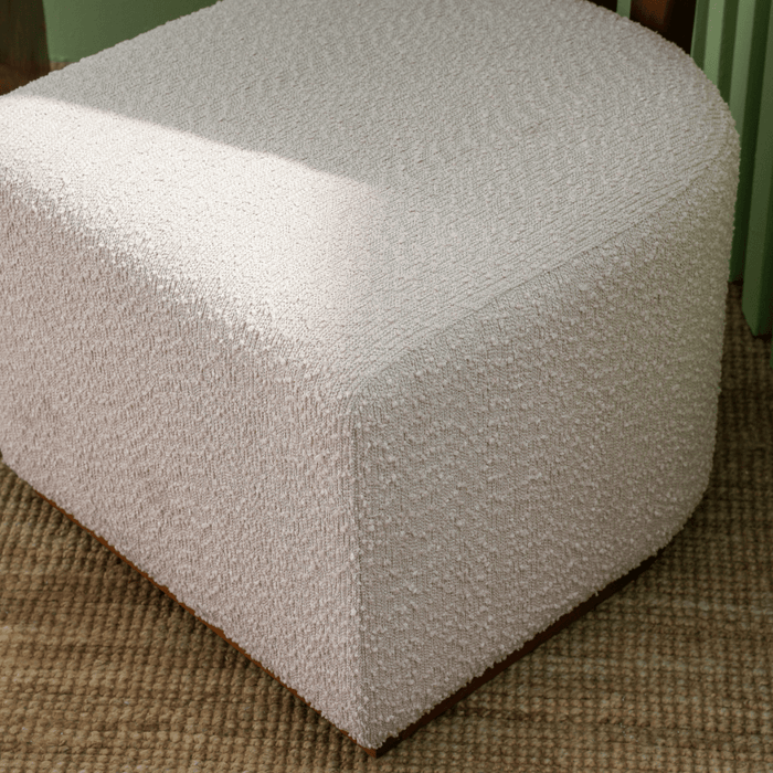 FAVIO LOUNGE CHAIR