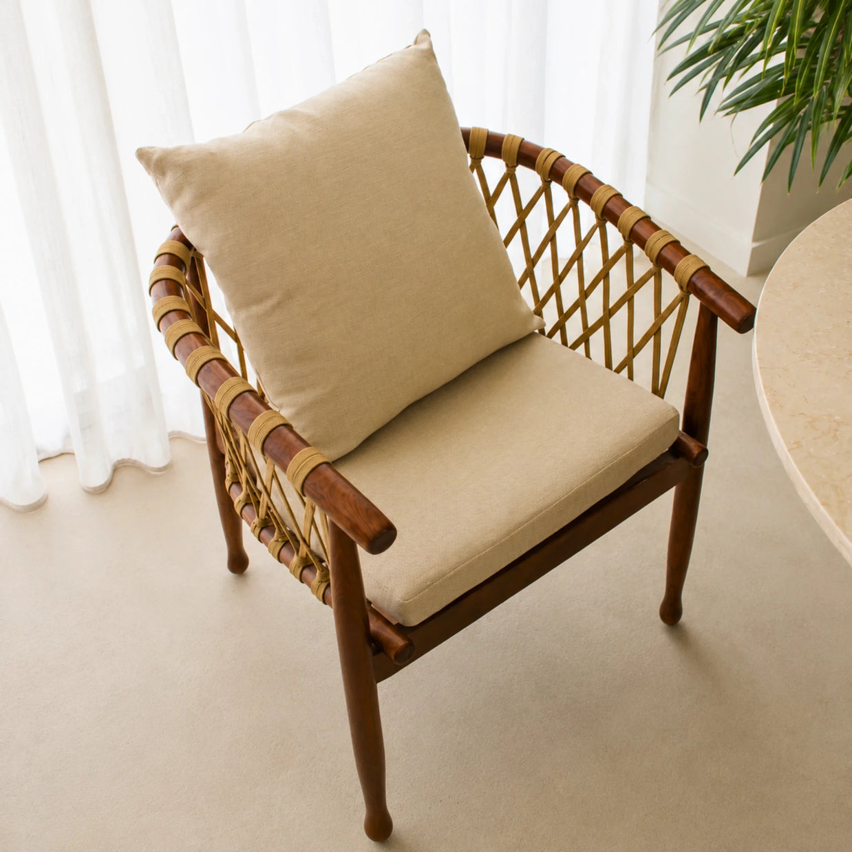 ZAPATA DINING CHAIR