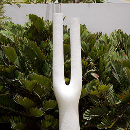 مزهرية أرضية شيفرون عاجية