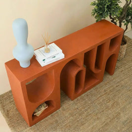 Mateo console craftsmanship close-up