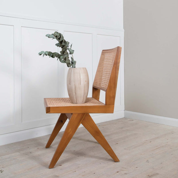 BADHERI DINING CHAIR