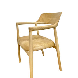 كرسي طعام جوناه بيج