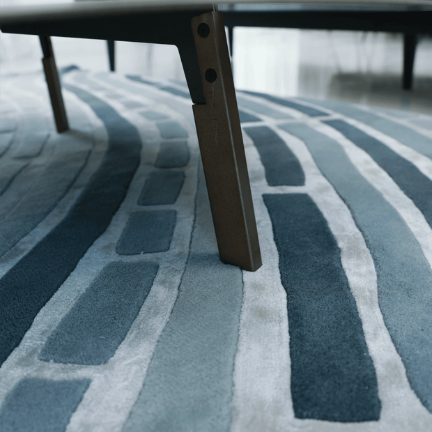 Sail bamboo silk and wool rug, view 3