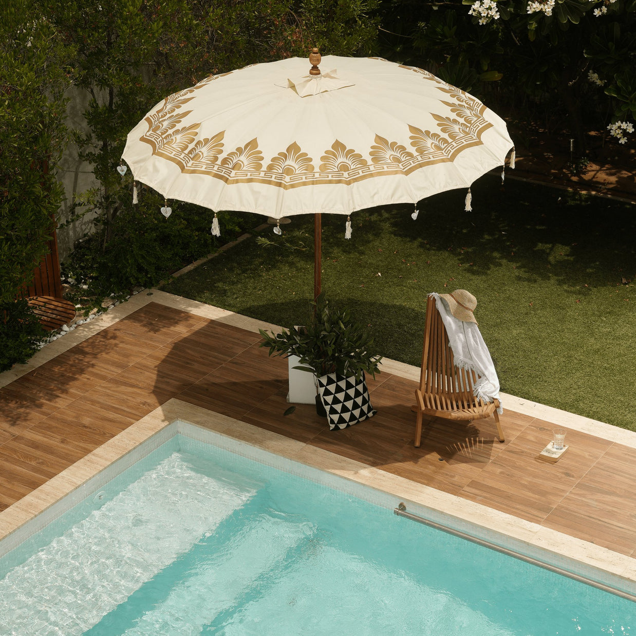 مظلة بالي مطبوعة