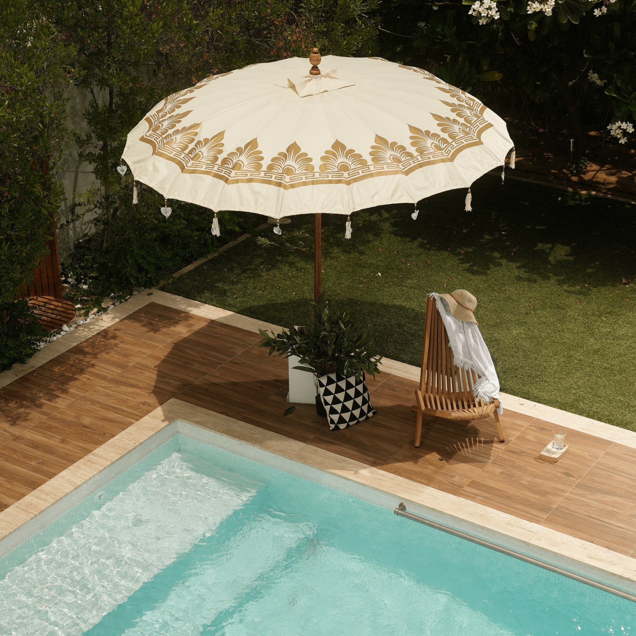 مظلة بالي مطبوعة