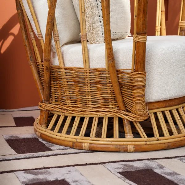 SOLOMON LOUNGE CHAIR