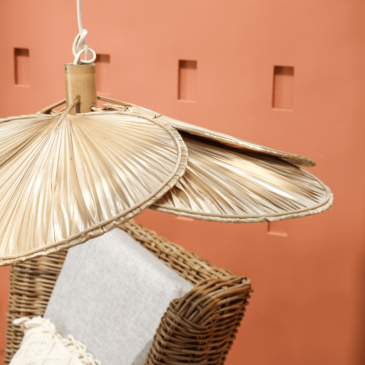 مصباح سكايلر المعلق