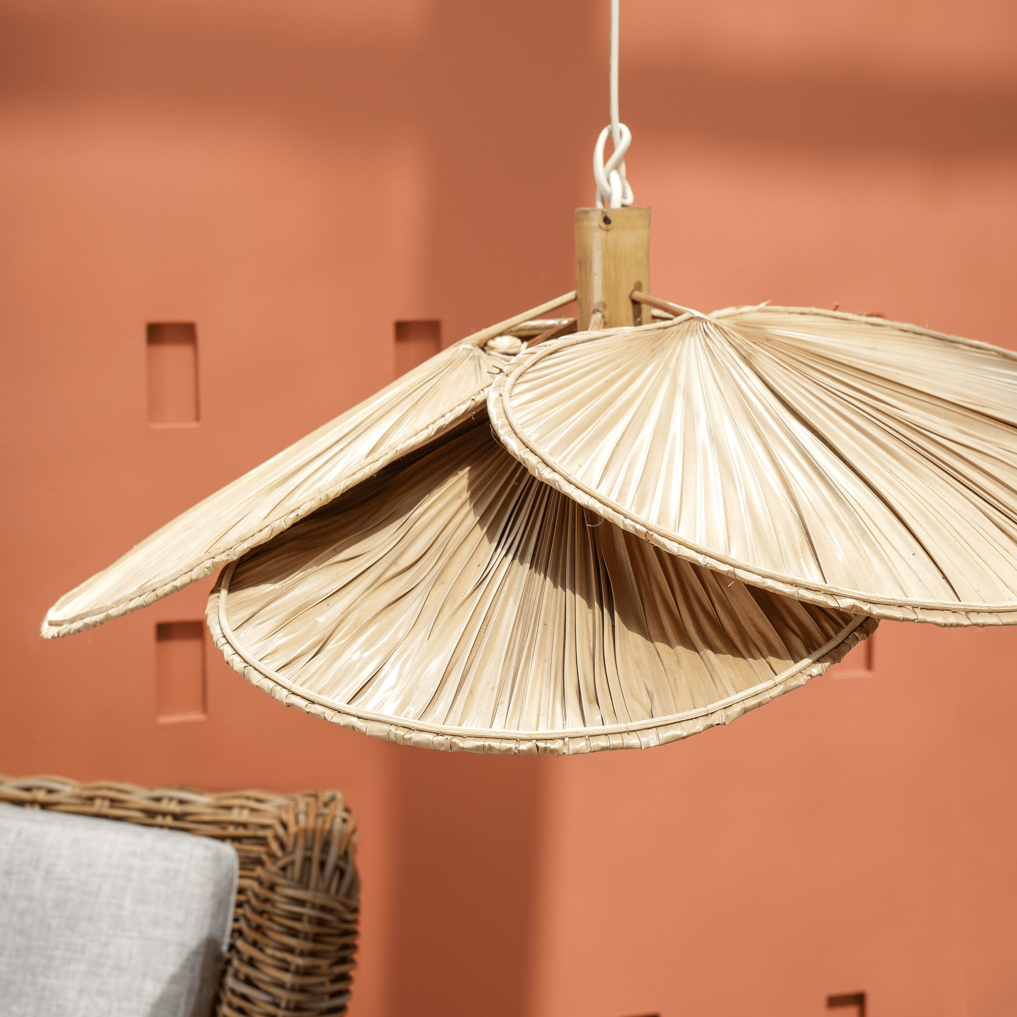 مصباح سكايلر المعلق