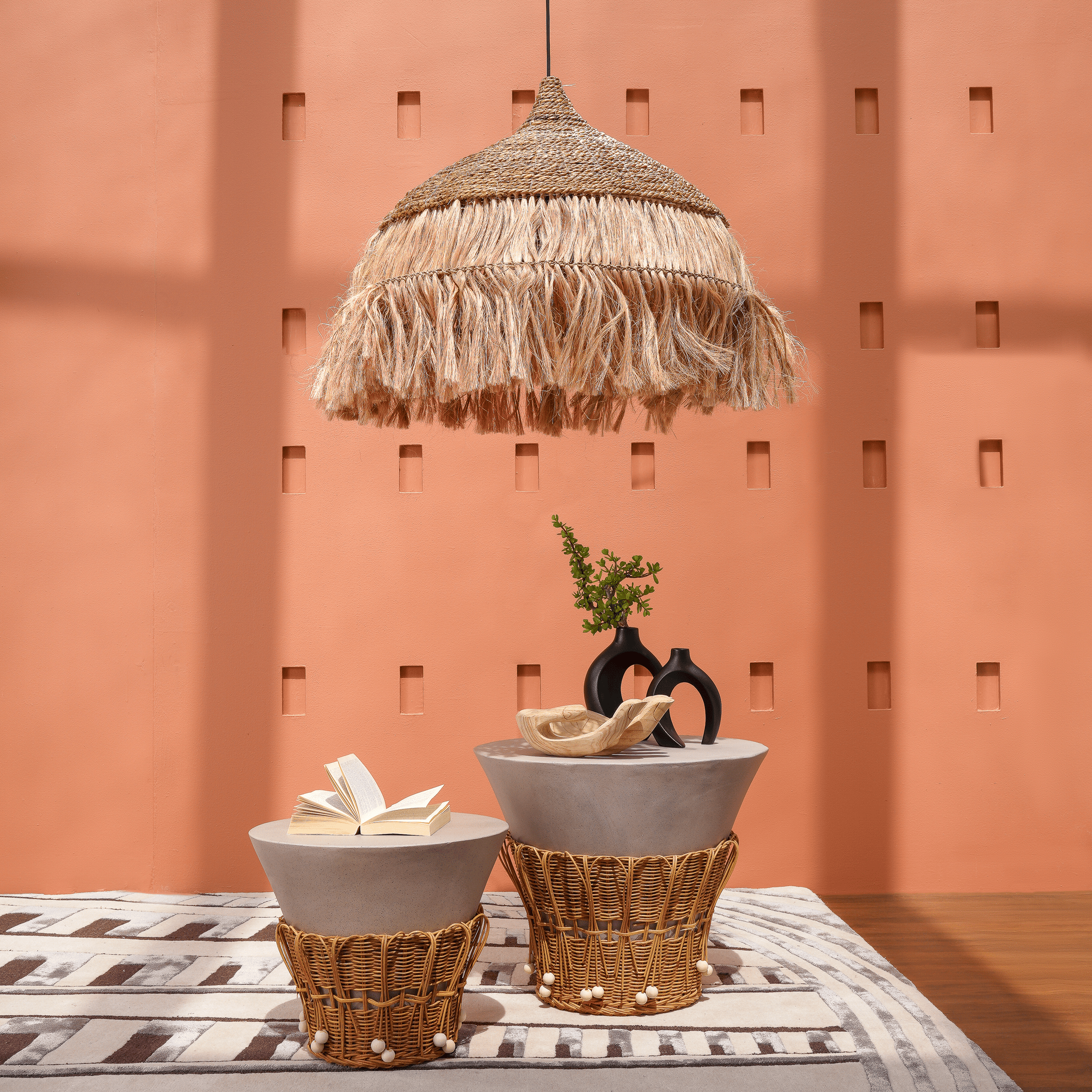 JUPITER SIDE TABLE