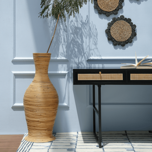 مزهرية من الخيزران بالدينار