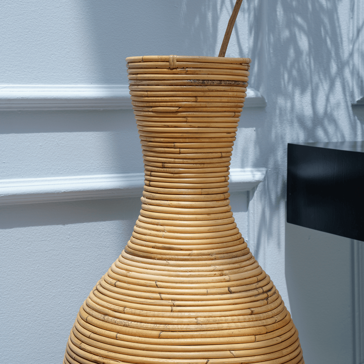 مزهرية من الخيزران بالدينار