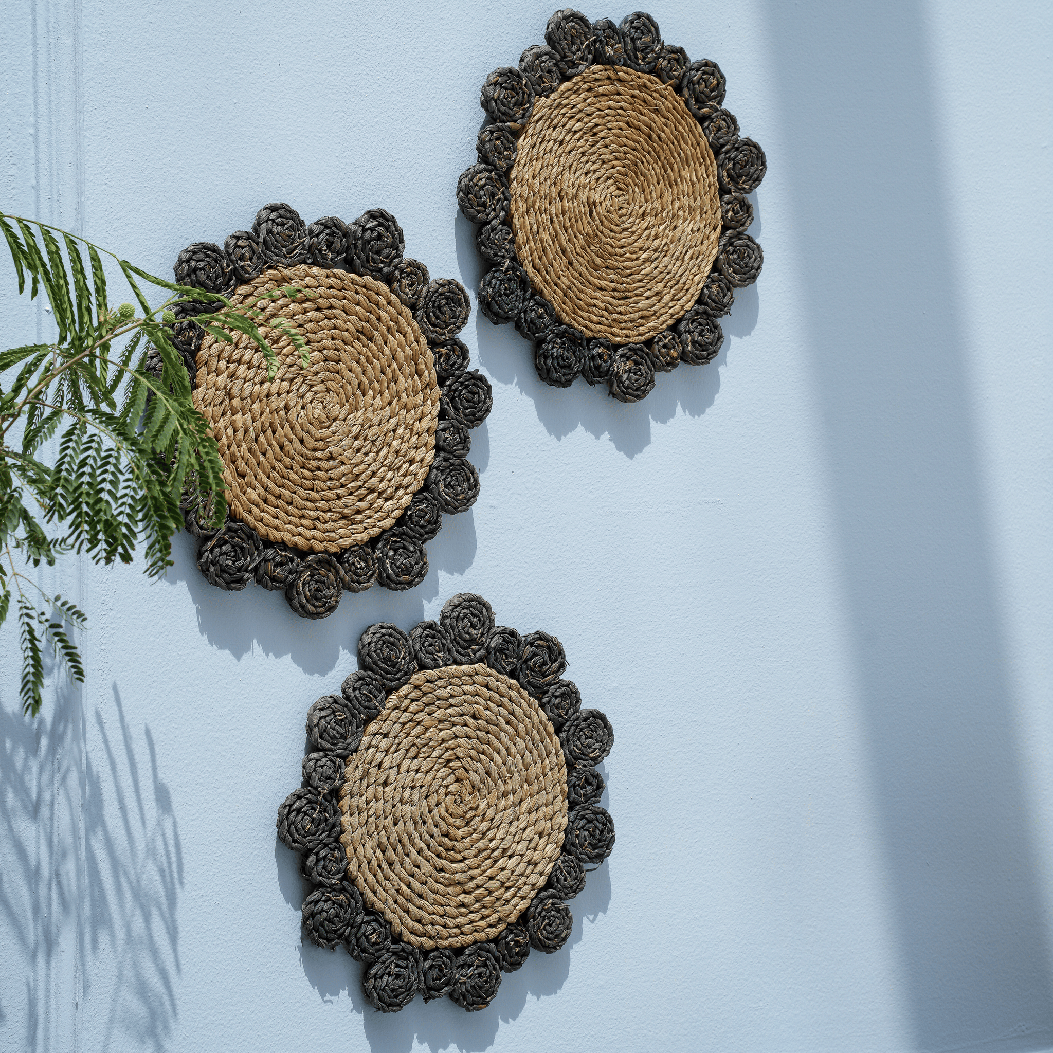 مفرش طاولة دائري من كارتيكا