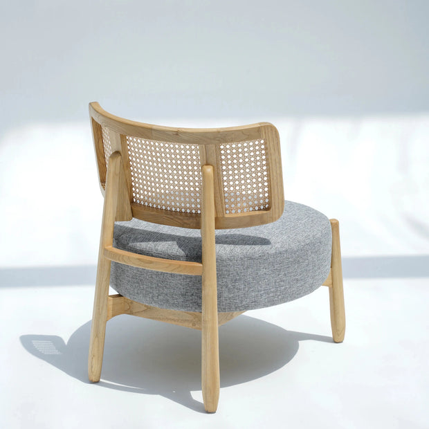 BRADLEY LOUNGE CHAIR