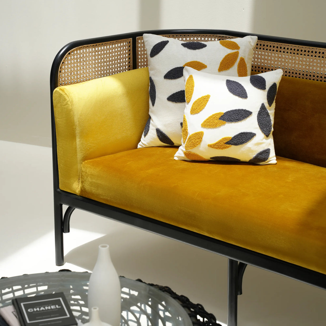 TAYLOR SOFA WITH RATTAN