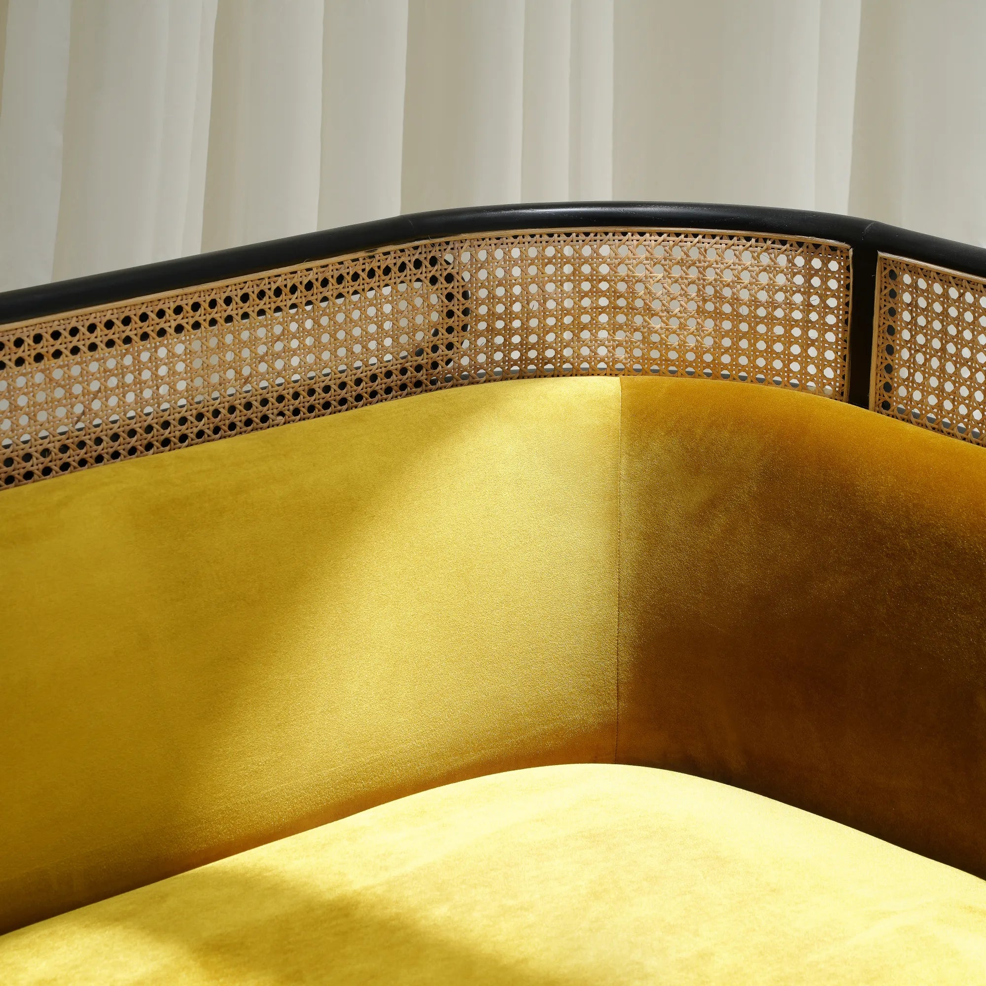 TAYLOR SOFA WITH RATTAN