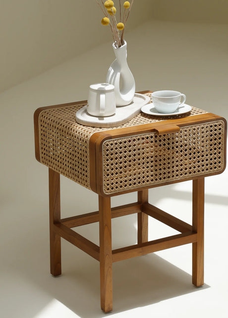 Lean bedside table in dark brown with rattan front