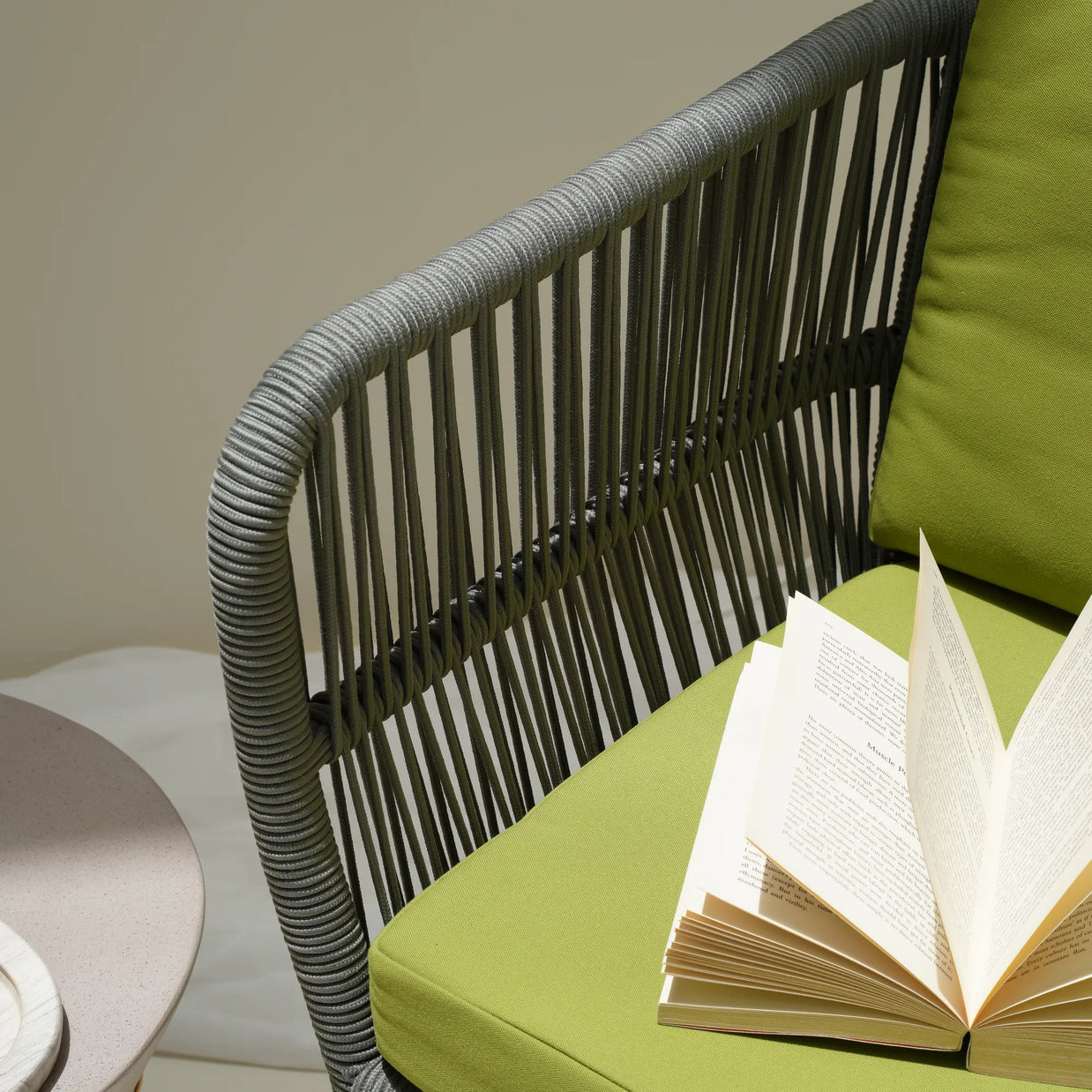 ARIANA DINING CHAIR