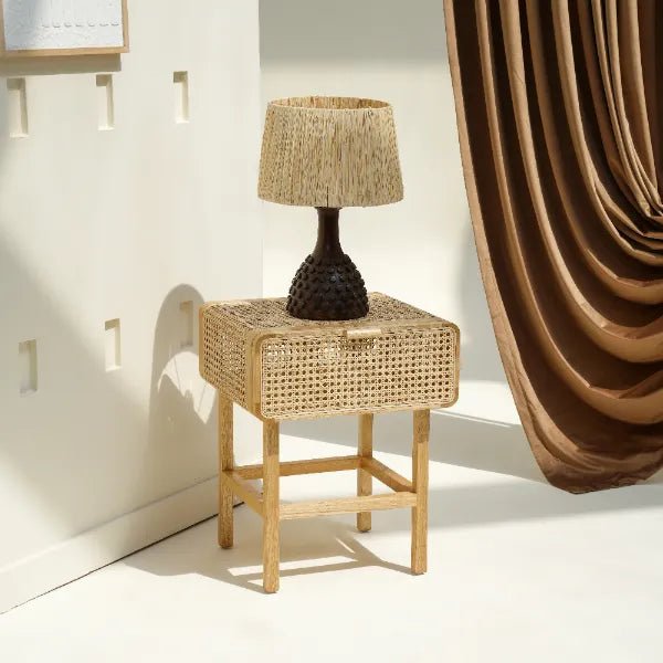 LEAN BEDSIDE TABLE/NIGHTSTAND NATURAL