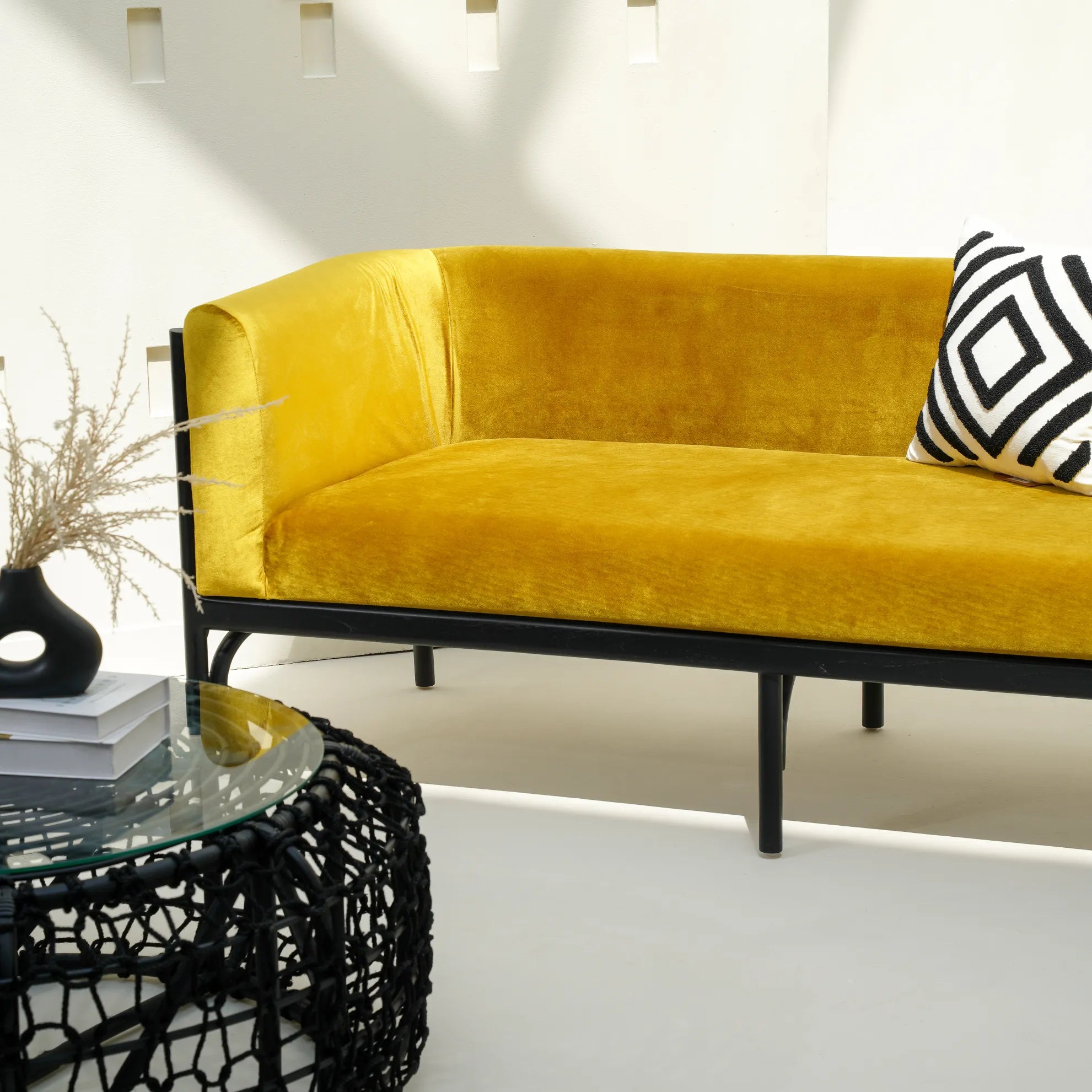 TAYLOR SOFA