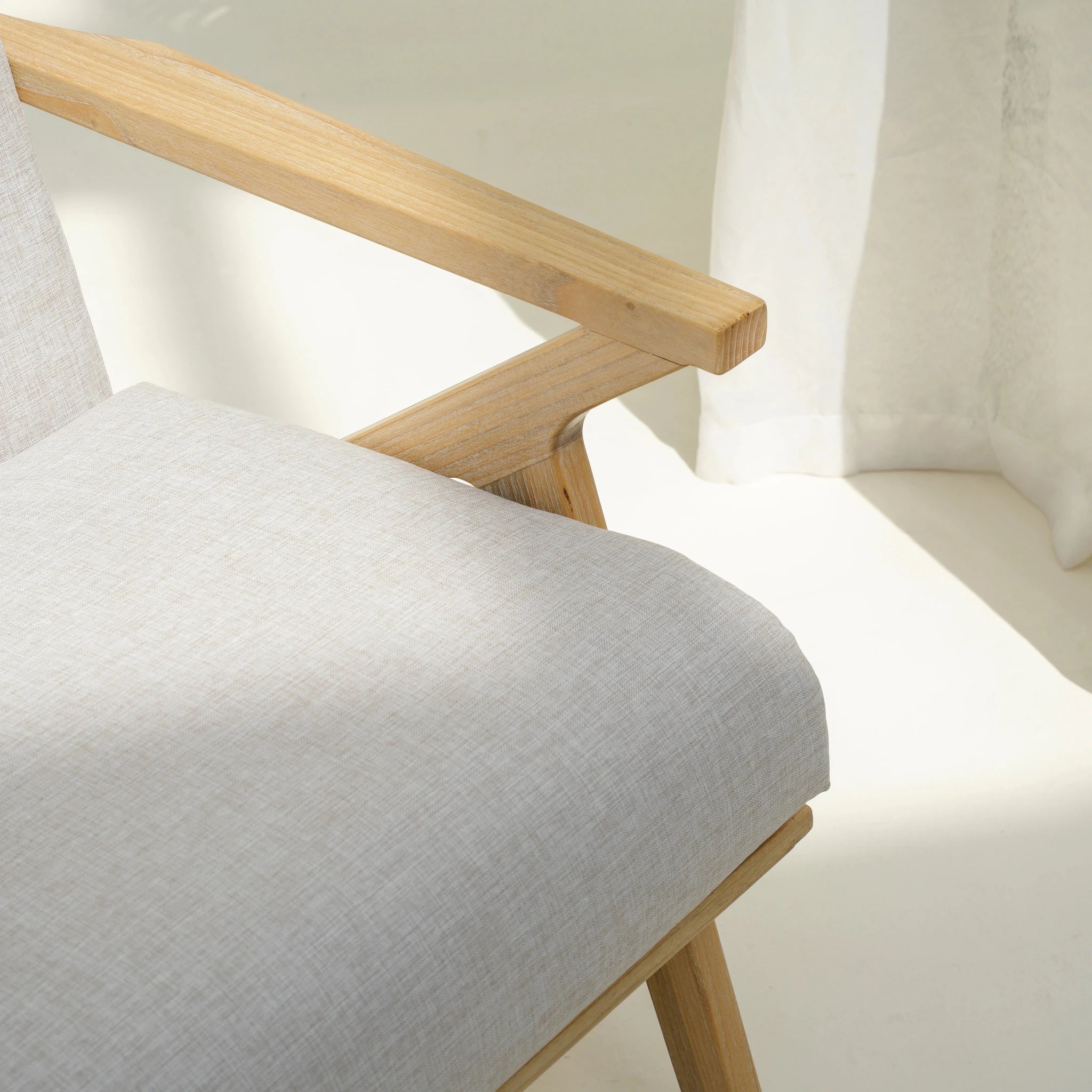 LALA LOUNGE CHAIR