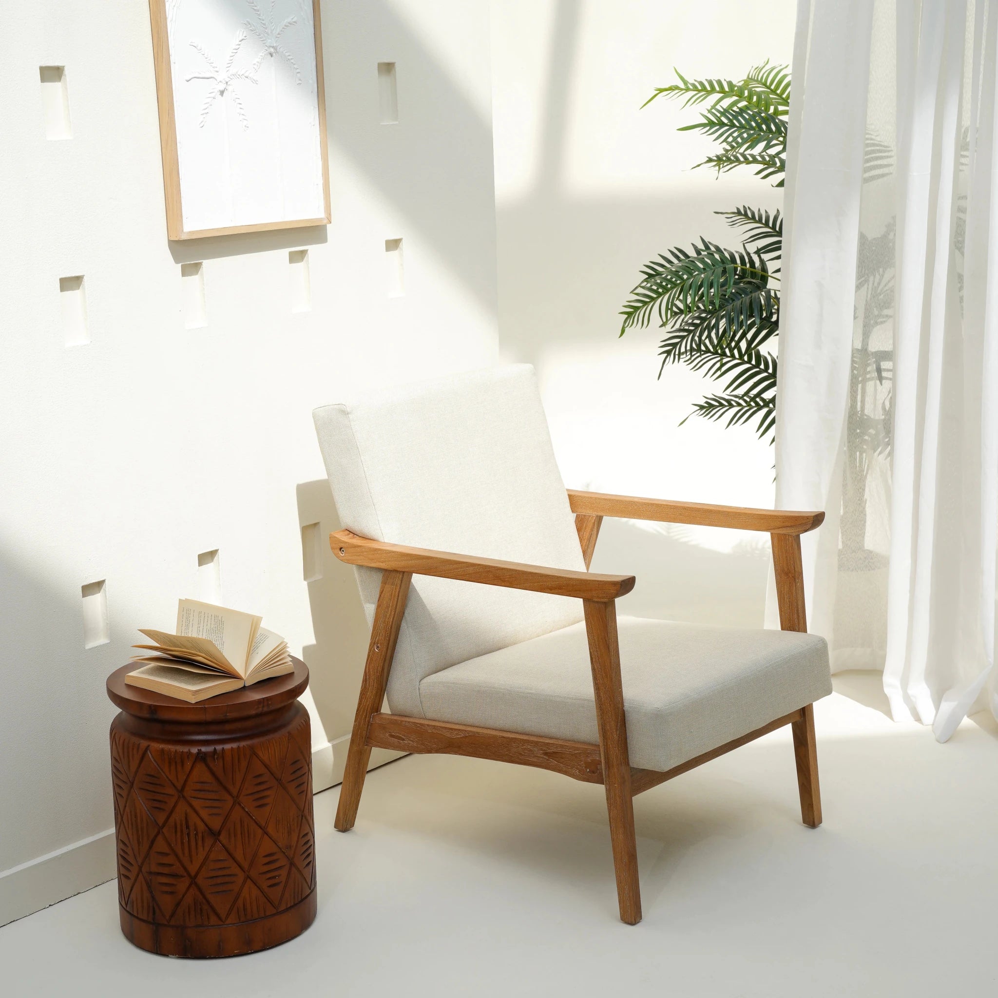 GEORGE LOUNGE CHAIR