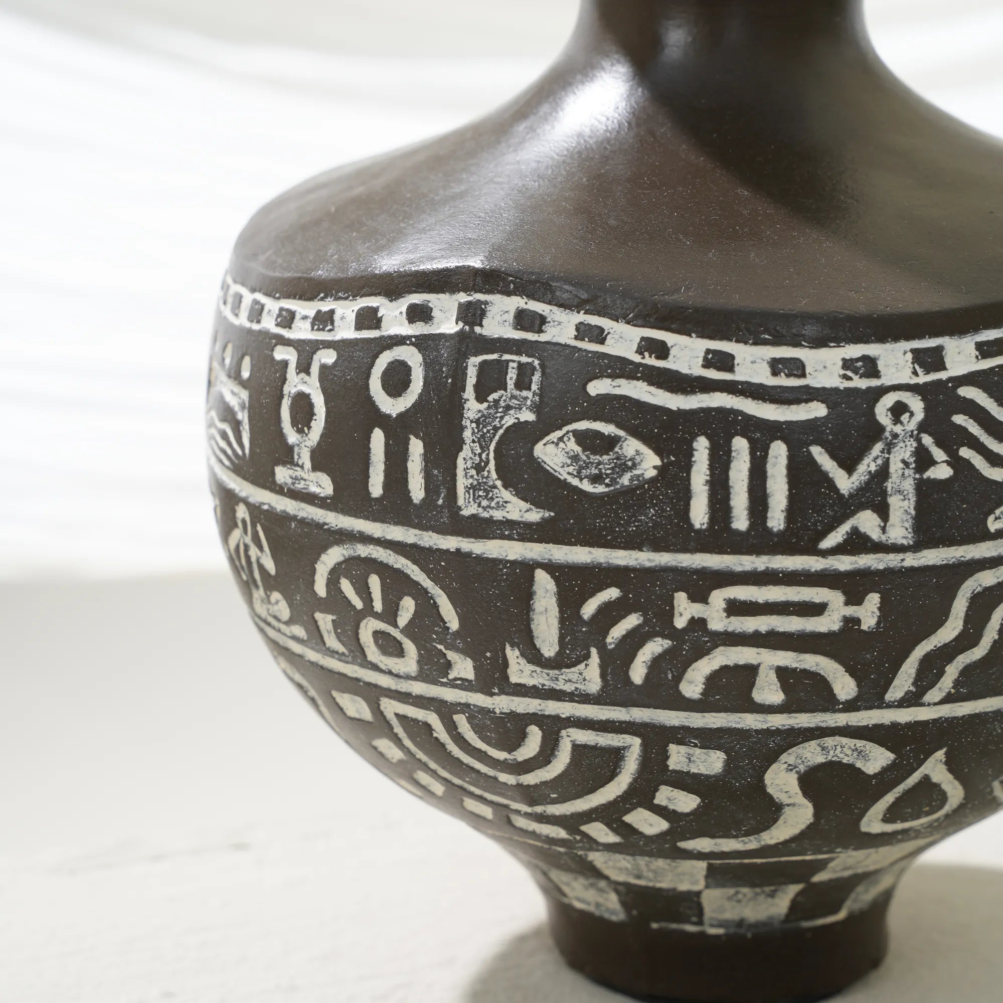 مزهرية أفرو أ