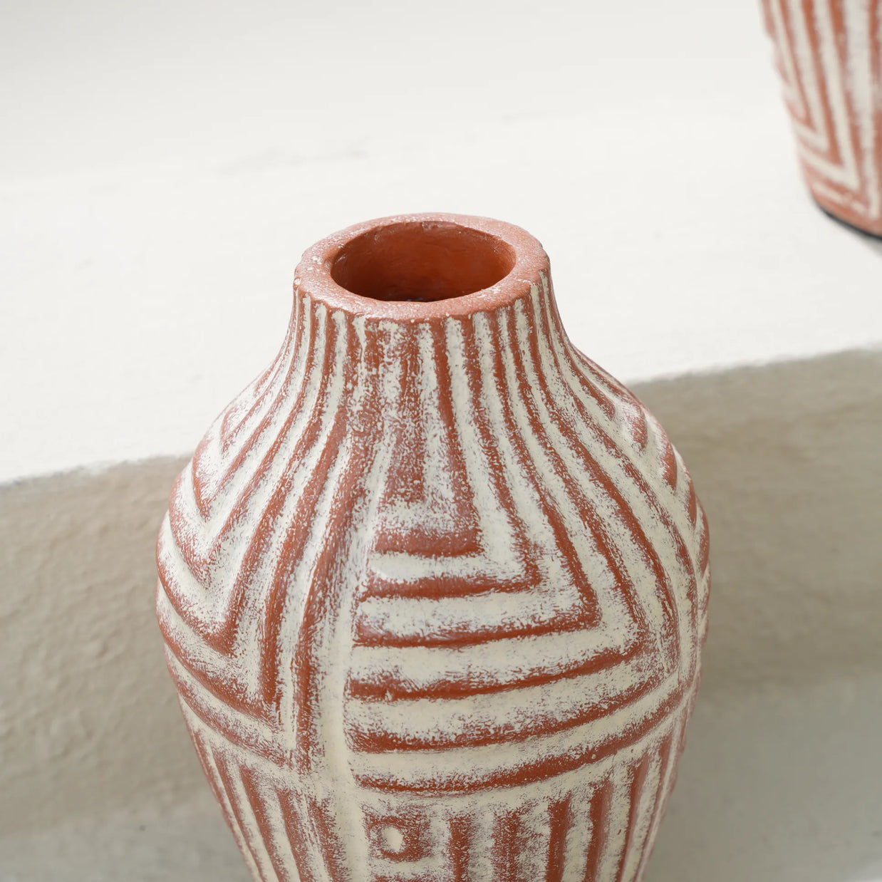 PRIMITIVE VASE
