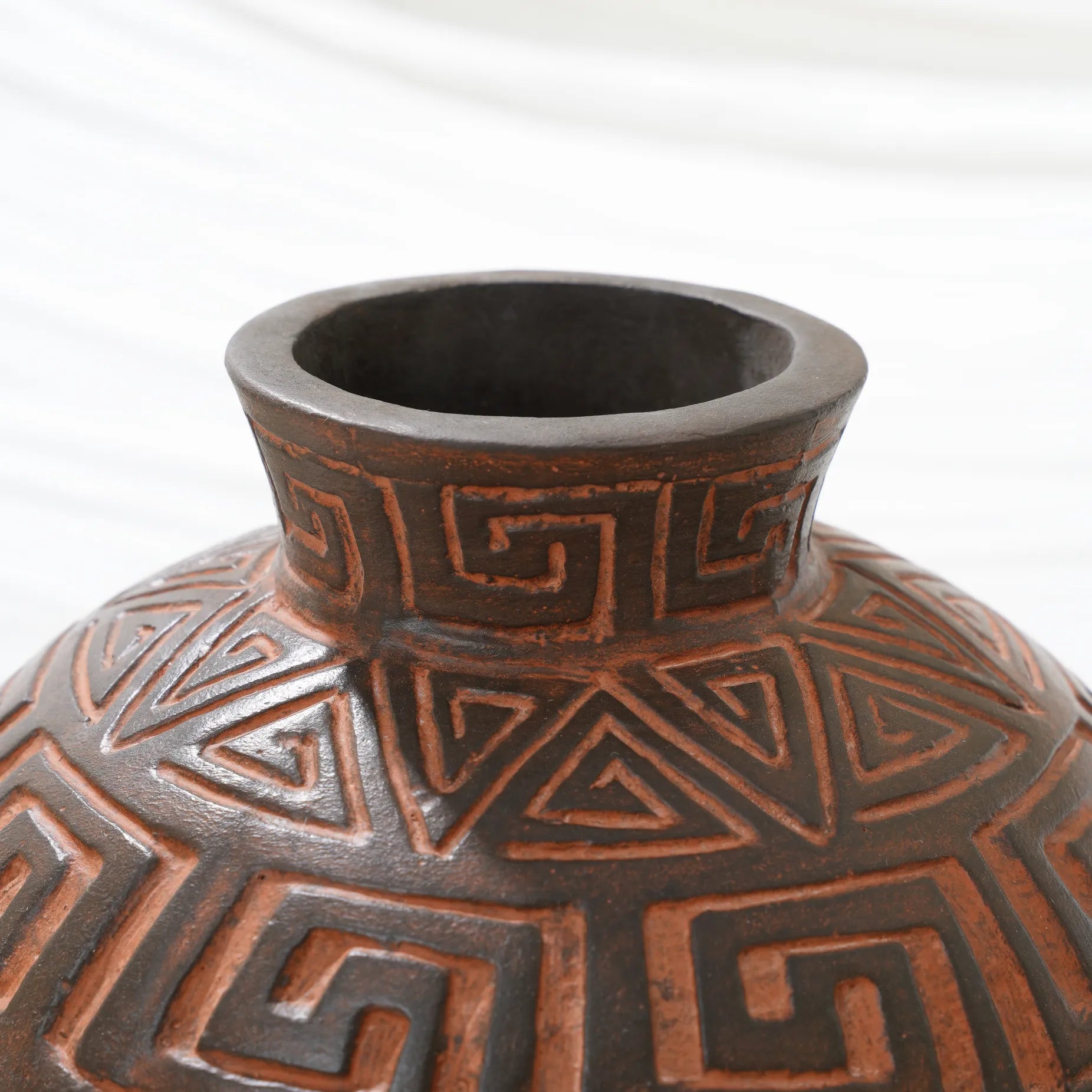 AFRO VASE E