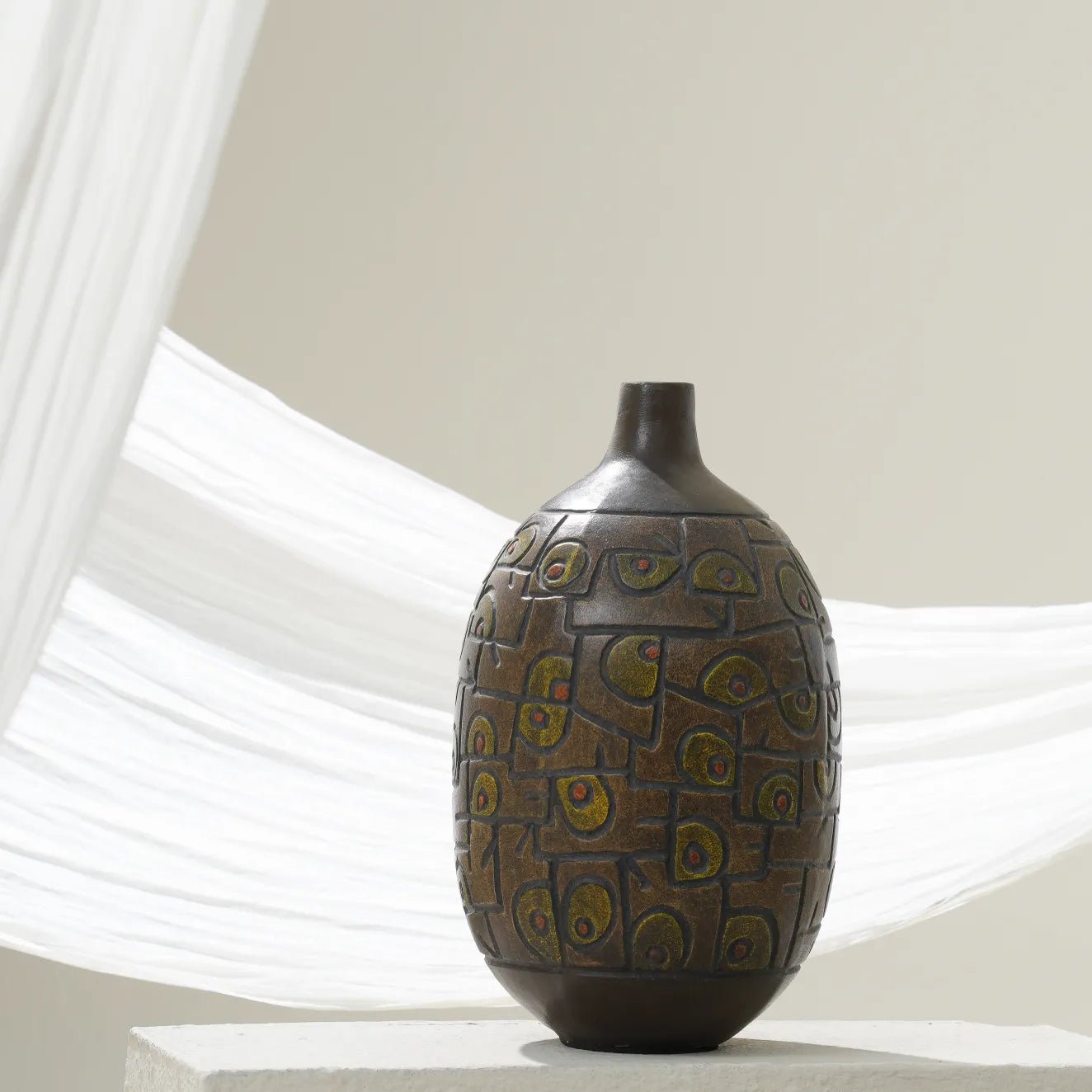 AFRO VASE C