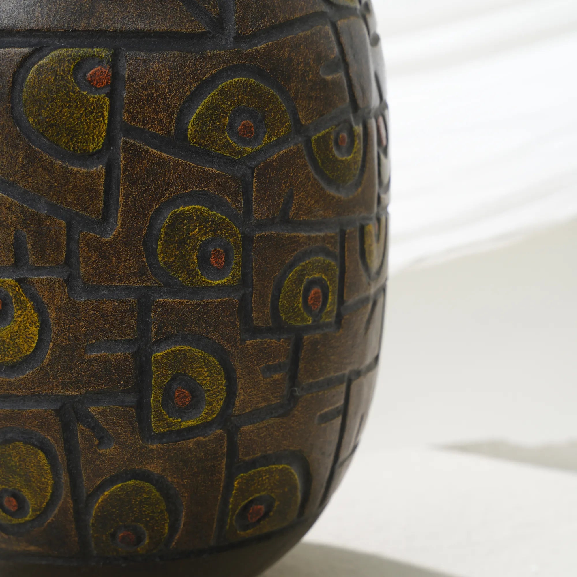 AFRO VASE C