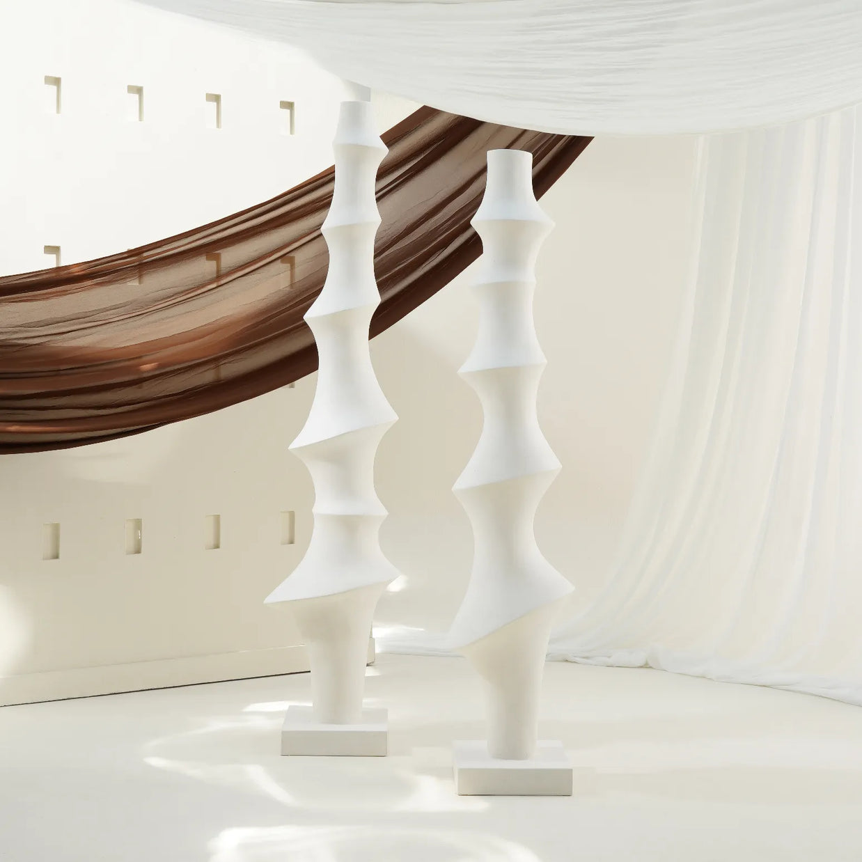 TIM STANDINING DECOR