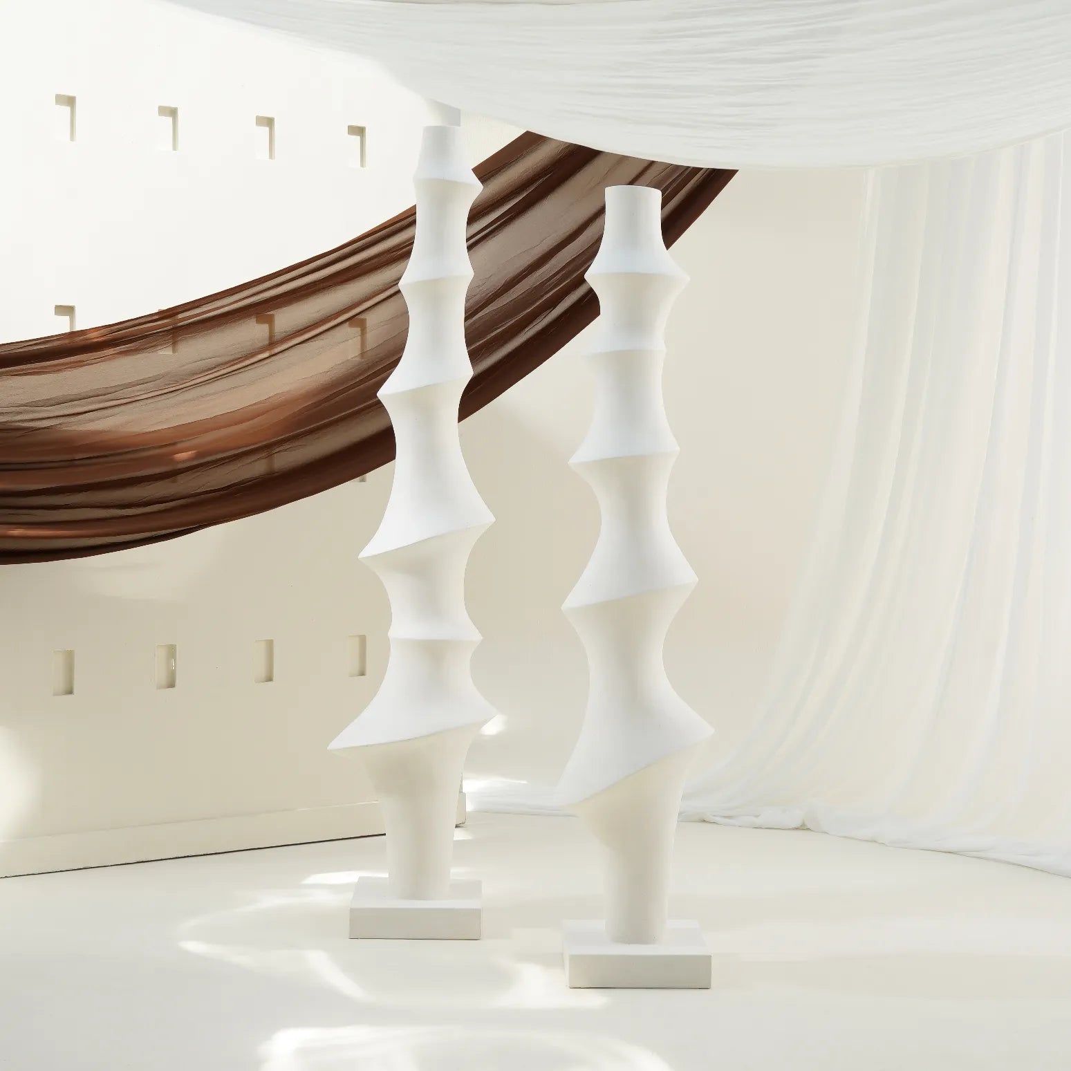 TIM STANDINING DECOR
