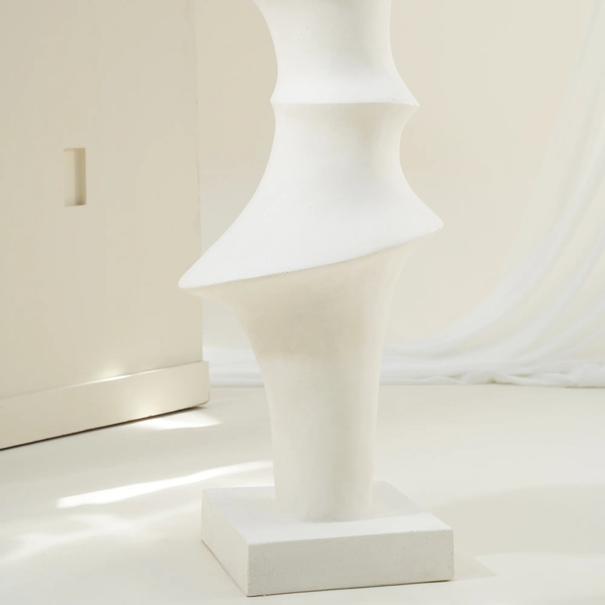 TIM STANDINING DECOR