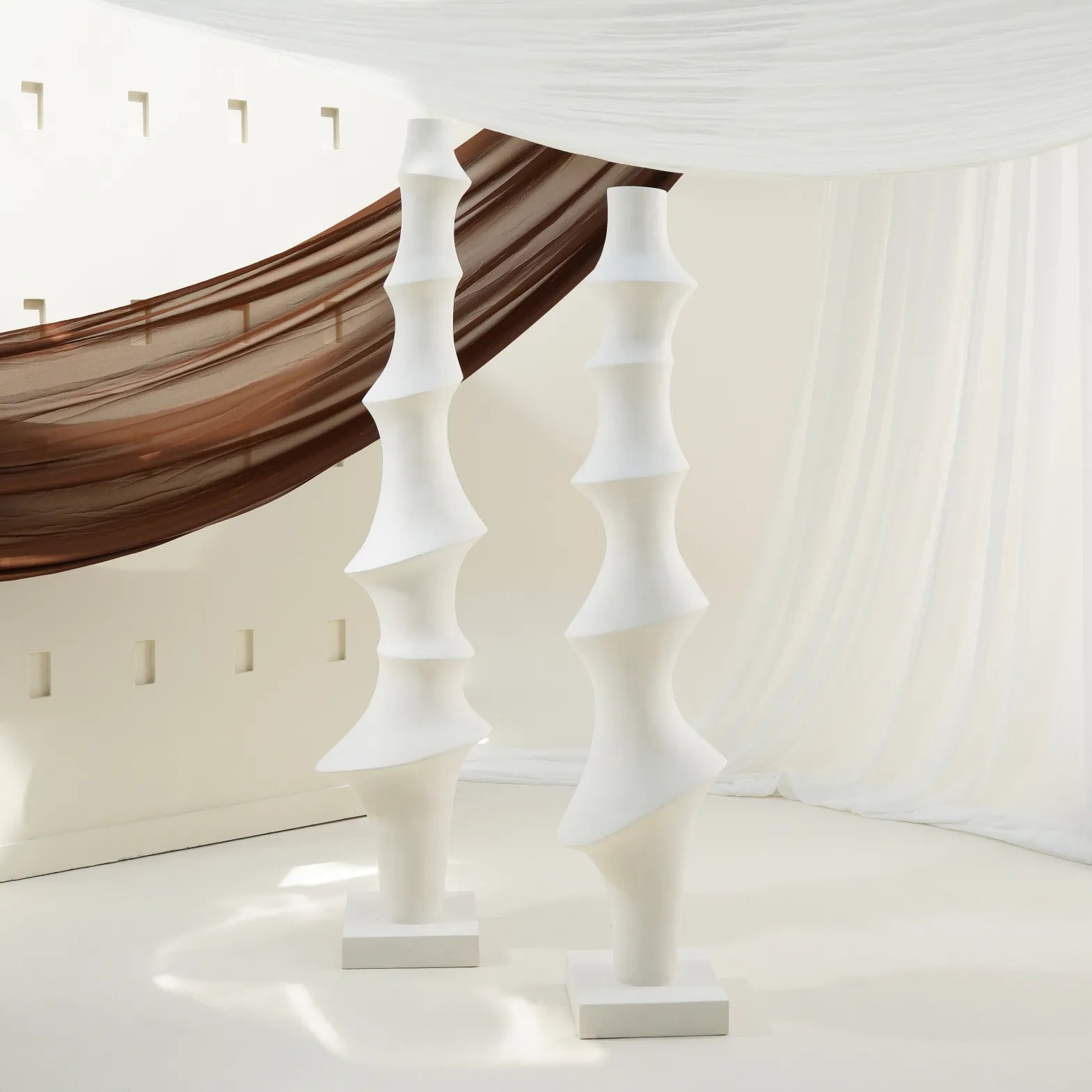 TIM STANDINING DECOR
