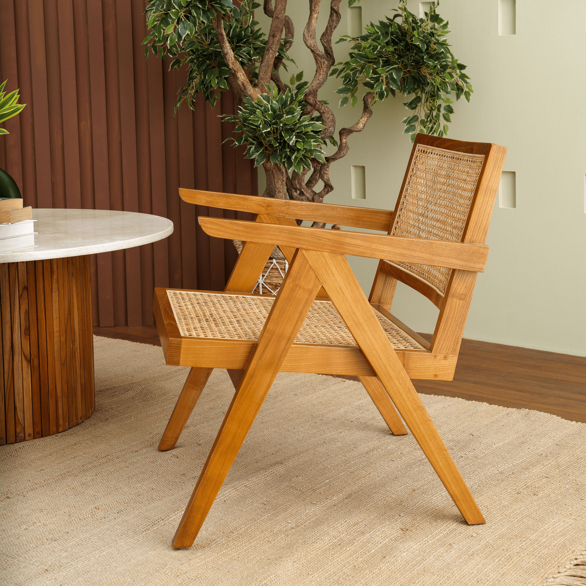 KAJHERI ARMCHAIR